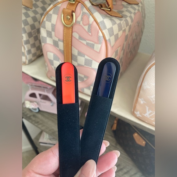 Chanel * Limited Edition glass nail file - Brand New - Picture 6 of 7